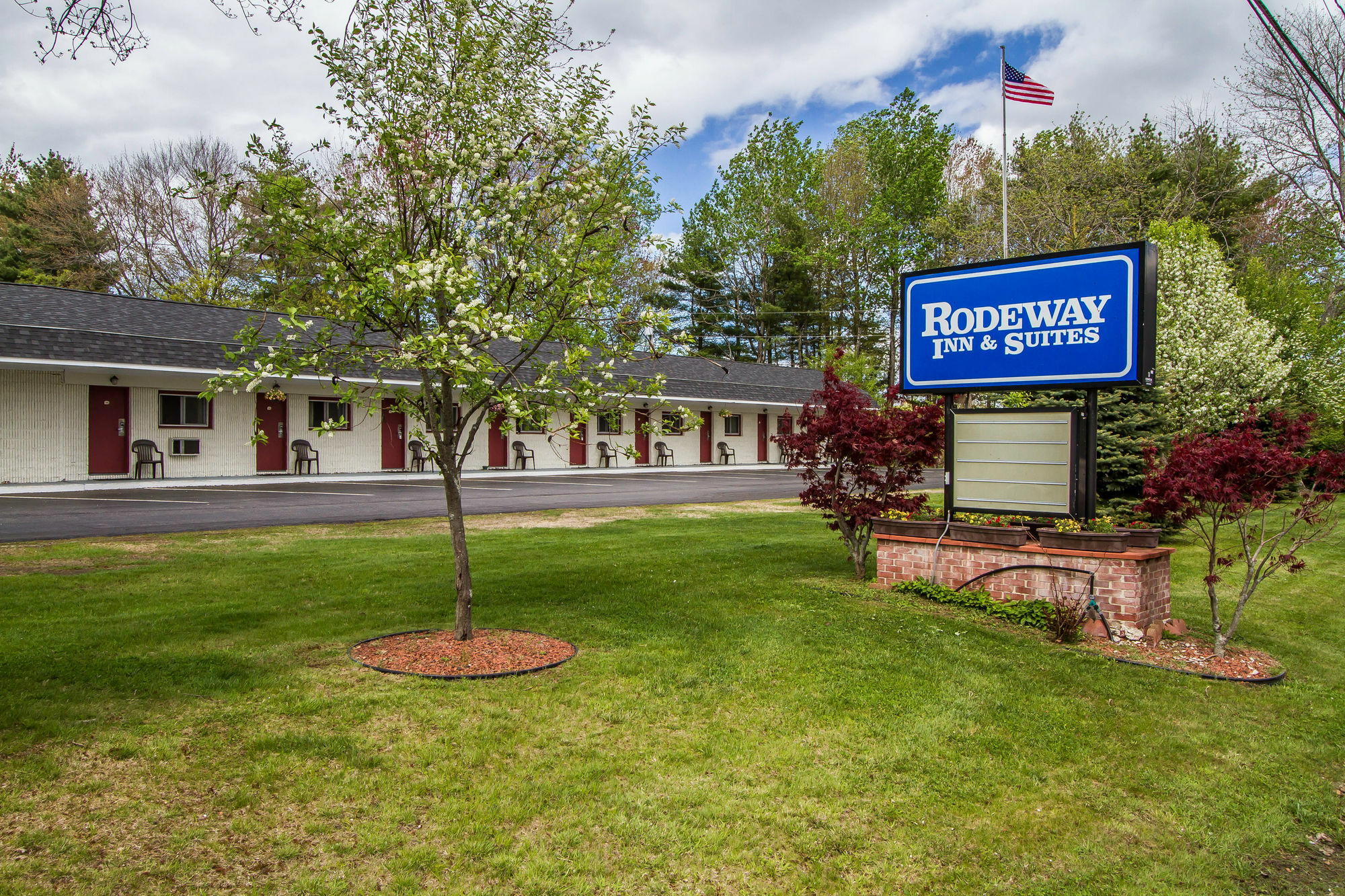 Rodeway Inn & Suites Brunswick Near Hwy 1 Extérieur photo